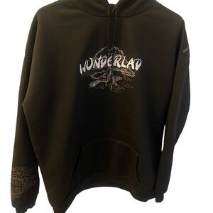 WONDERLAND Black Graphic Crewneck Sweater